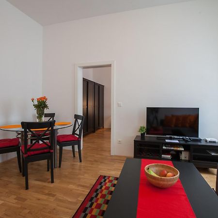 Apartment Theresiengasse Wina Bagian luar foto