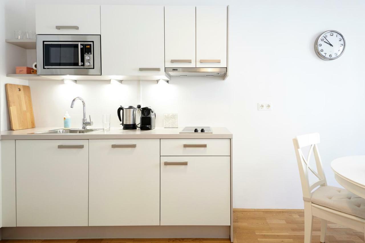 Apartment Theresiengasse Wina Bagian luar foto