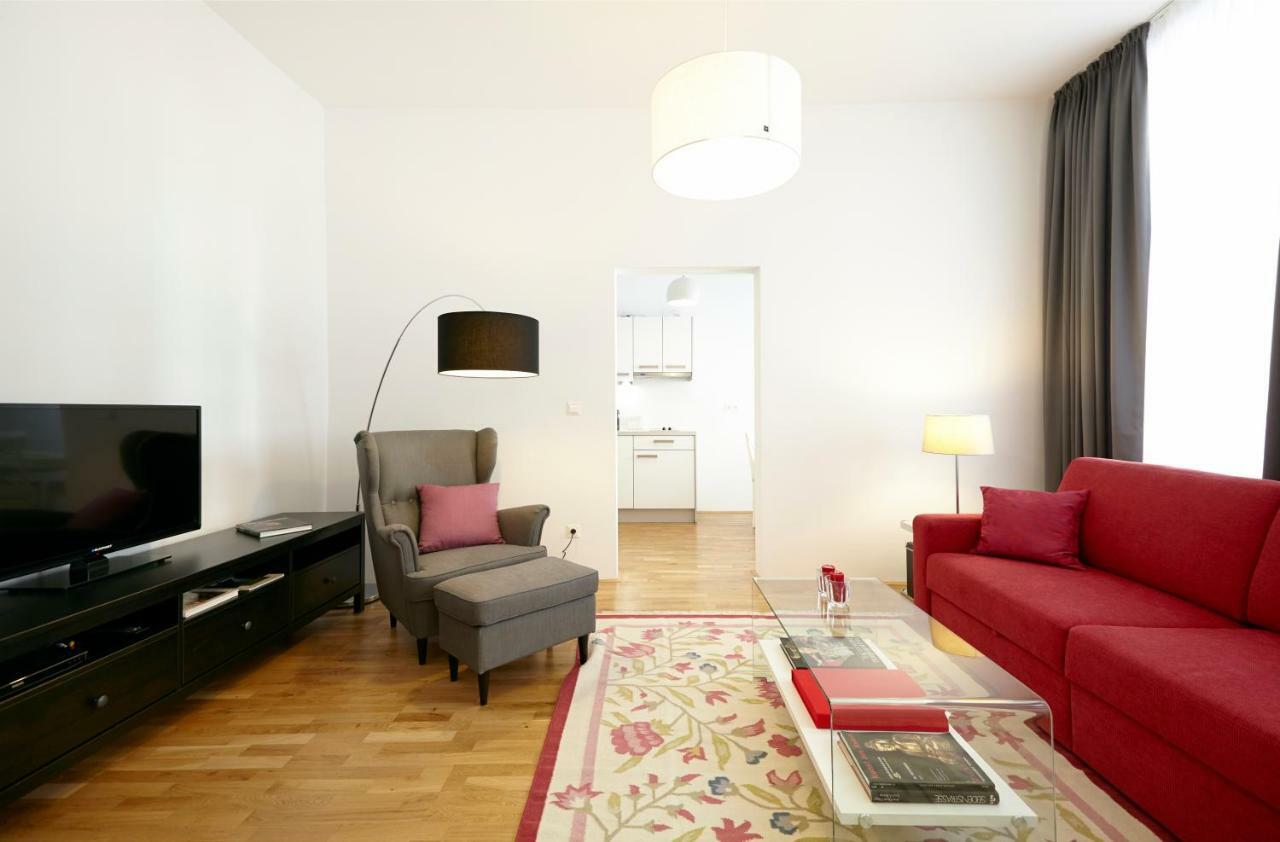 Apartment Theresiengasse Wina Bagian luar foto
